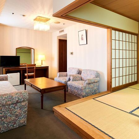 Hotel Marroad Tsukuba Цутиура Экстерьер фото