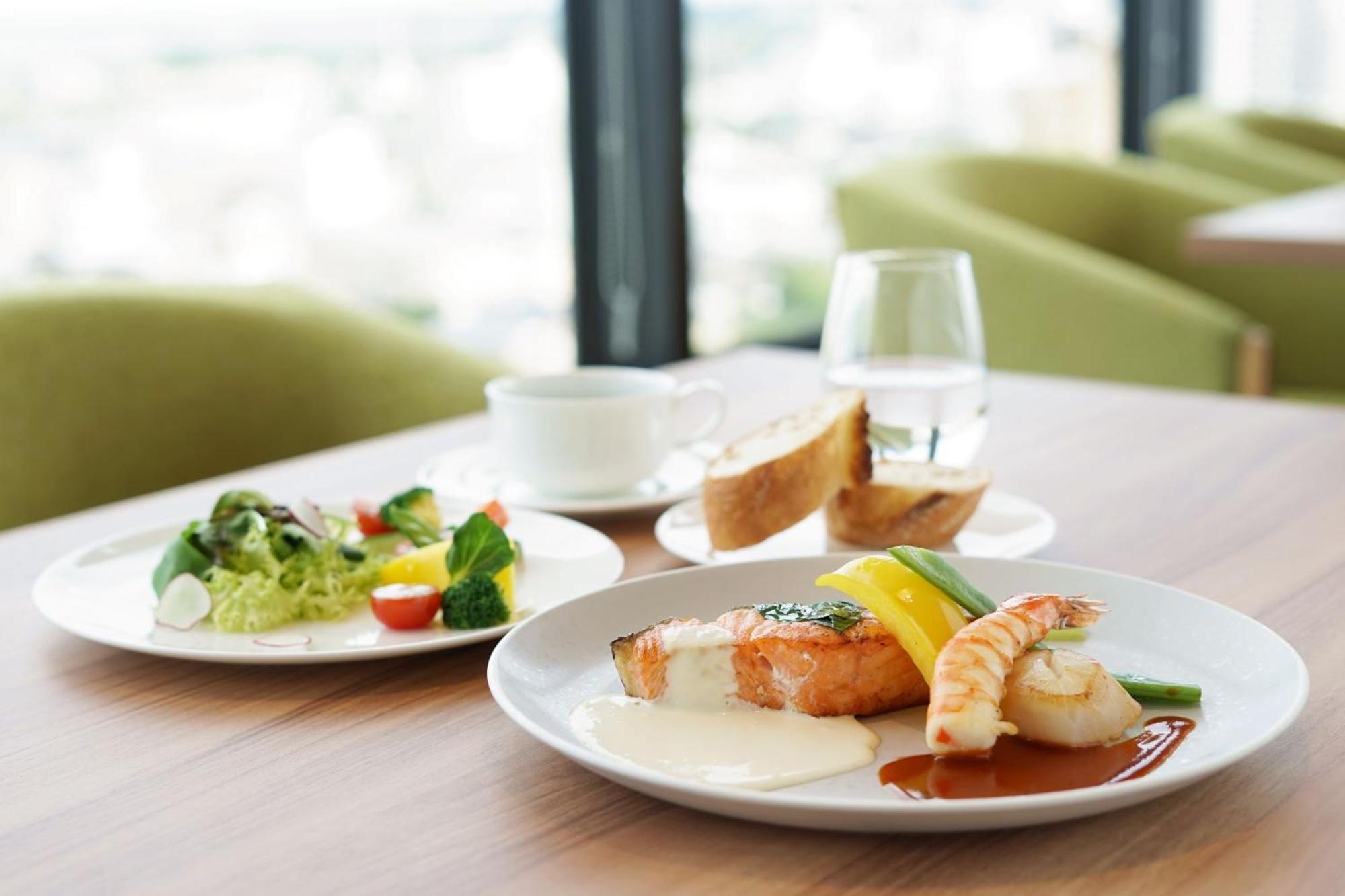 Hotel Marroad Tsukuba Цутиура Экстерьер фото
